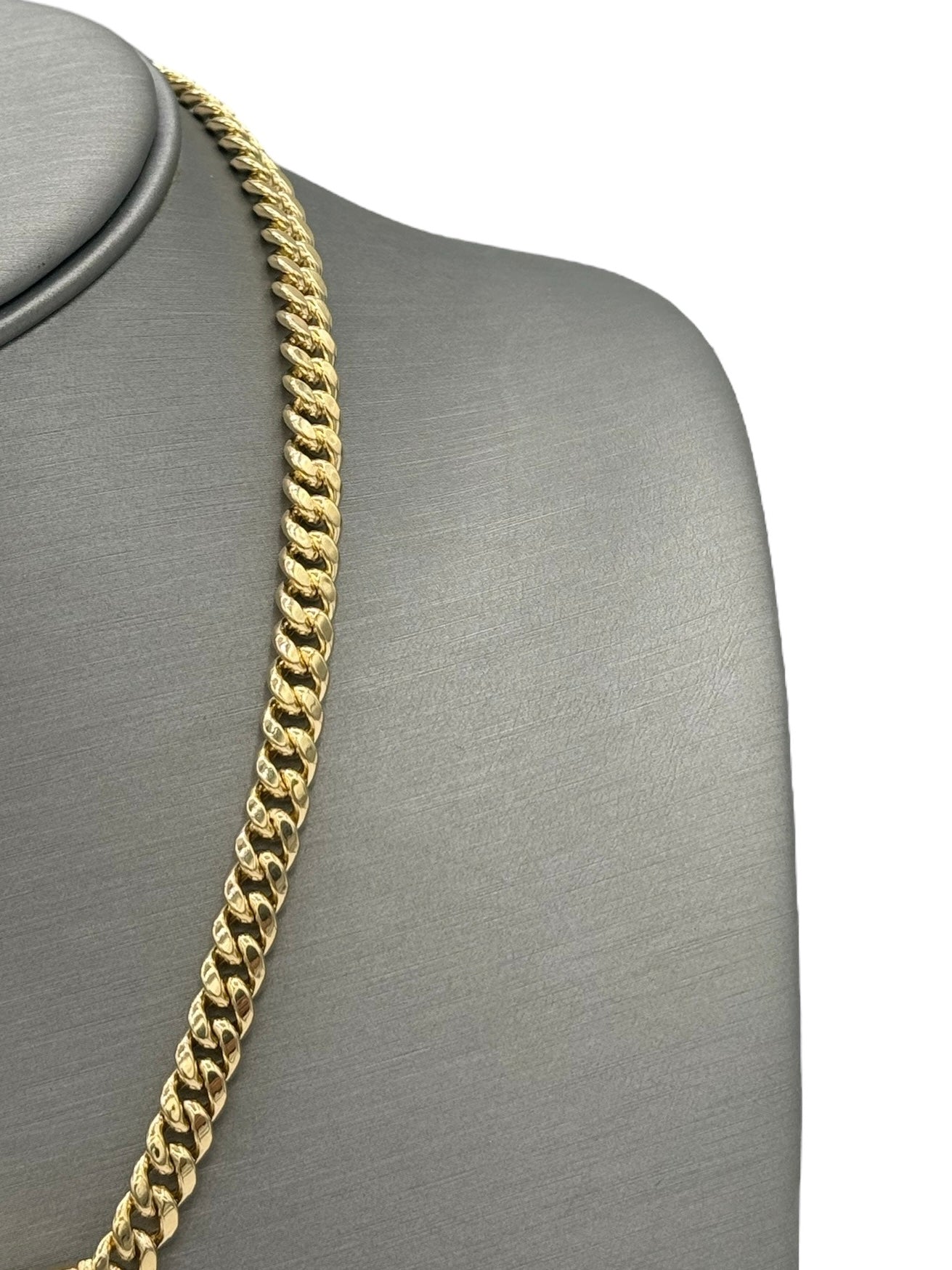 New 14K Women Choker (6.1MM). H.J™️