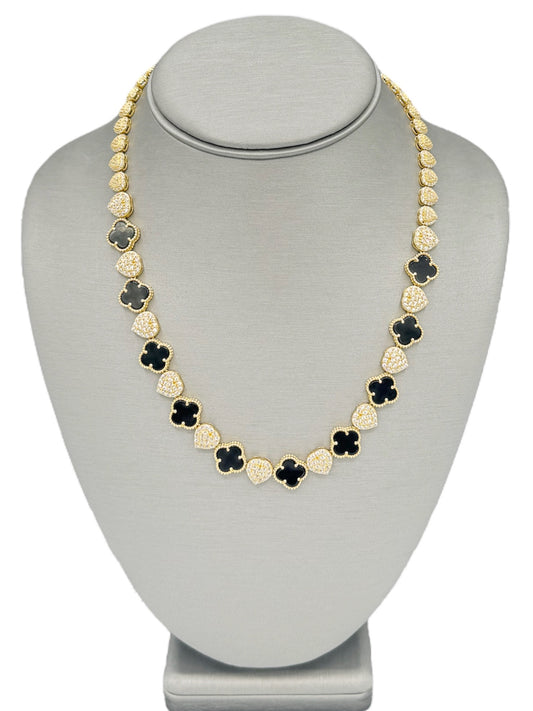 New 14K CZ Heart & Trebol Choker. H.J™️